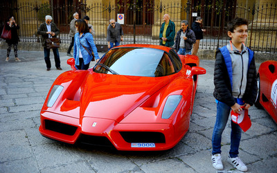 FERRARI in mostra. Fotografie di Giulio Azzarello ©2016.