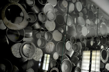 IL MUSEO SCHINDLER a Cracovia. Fotografie di Giulio Azzarello ©2016. IL MUSEO SCHINDLER a Cracovia. Fotografie di Giulio Azzarello ©2016.