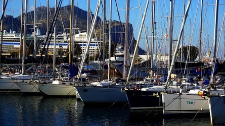 PALERMO. Fotografie di Giulio Azzarello &copy;2022.