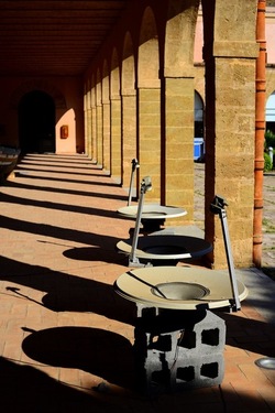 PARABOLE fotografie di Giulio Azzarello ©2020.