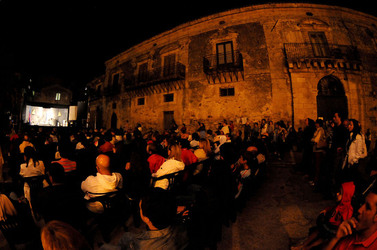 MARCO RENZI e il suo teatro. Fotografie di Giulio Azzarello ©2014.
