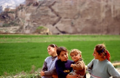 HASANKEYF Anatolia Curdistan. Fotografie di Giulio Azzarello ©2001 2021. HASANKEYF Anatolia Curdistan. Fotografie di Giulio Azzarello ©2001 2021.