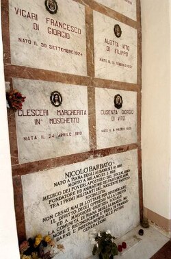 PORTELLA della Ginestra in Sicilia. Fotografie di Giulio Azzarello &copy;2014.