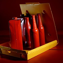 PIZZA ROSSA. Fotografia di Giulio Azzarello ©2023.