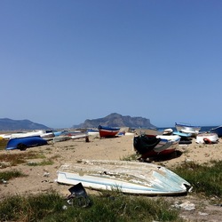 BARCHE. Fotografie di Giulio Azzarello &copy;2022.