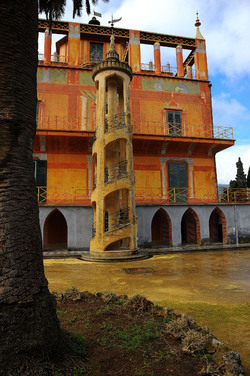 CASINA CINESE a Palermo. Fotografie di Giulio Azzarello &copy;2014.