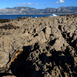 COSTA SICILIANA. Fotografie di Giulio Azzarello &copy;2022.
