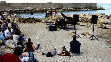 PIANOFORTE fotografie di Giulio Azzarello &copy;2020.