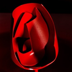 CALICE ROSSO. Fotografia di Giulio Azzarello &copy;2023.