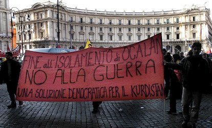 MANIFESTAZIONE per la PACE. Fotografie di Giulio Azzarello ©2014. MANIFESTAZIONE per la PACE. Fotografie di Giulio Azzarello ©2014.
