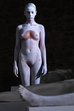 VANESSA BEECROFT allo Spasimo di Palermo alcuni momenti. Fotografie di Giulio Azzarello &copy;2014.