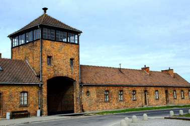 AUSCHIWITZ BIRKENAU il luogo della storia il campo. Fotografie di Giulio Azzarello &copy;2016.
