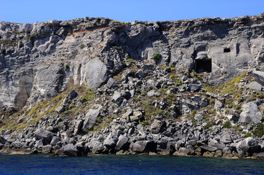 ISOLA DI FAVIGNANA in Sicilia. Visioni panoramiche o particolari. Fotografie di Giulio Azzarello ©2014. ISOLA DI FAVIGNANA in Sicilia. Visioni panoramiche o particolari. Fotografie di Giulio Azzarello ©2014.
