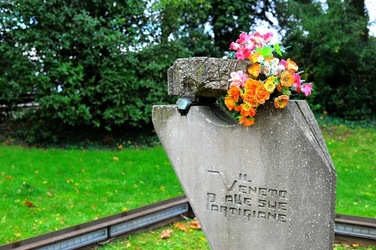 BIENNALE di VENEZIA 2017 la citt&agrave; particolari. Fotografie di Giulio Azzarello &copy;2018.