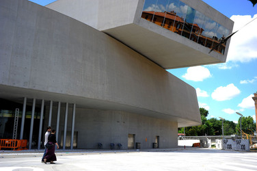 MUSEO MAXXI contemporaneo a Roma panoramiche e particolari. Fotografie di Giulio Azzarello ©2014. MUSEO MAXXI contemporaneo a Roma panoramiche e particolari. Fotografie di Giulio Azzarello ©2014.