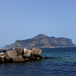 BARCHE. Fotografie di Giulio Azzarello &copy;2022.