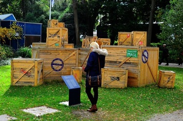 BIENNALE di VENEZIA 2017 i giardini. Fotografie di Giulio Azzarello ©2018. BIENNALE di VENEZIA 2017 i giardini. Fotografie di Giulio Azzarello ©2018.