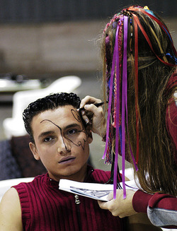 NOTREDAM de PARIS con giovani artisti. Fotografie di Giulio Azzarello ©2014. NOTREDAM de PARIS con giovani artisti. Fotografie di Giulio Azzarello ©2014.