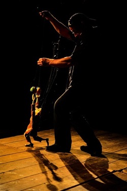 LA MACCHINA DEI SOGNI di Mimmo Cuticchio. Fotografie di Giulio Azzarello &copy;2020.