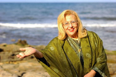 SARA FAVARO attrice e scrittrice italiana. Fotografie di Giulio Azzarello &copy;2015 2016.