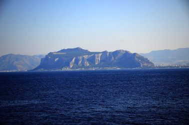 IL GOLFO E IL PORTO DI PALERMO. Fotografie di Giulio Azzarello &copy;2015 2016.