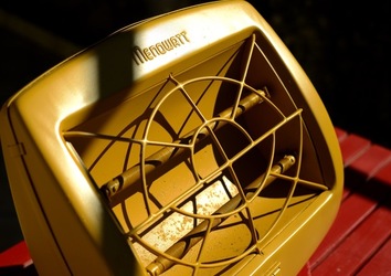 NATURE MORTE DIPINTE fotografie di Giulio Azzarello &copy;2022.