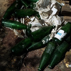 OSSERVAZIONI. Fotografie di Giulio Azzarello ©2022. OSSERVAZIONI. Fotografie di Giulio Azzarello ©2022.