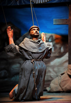 SAN FRANCESCO all Opera dei Pupi di Mimmo Cuticchio. Ogni momento fotografie di Giulio Azzarello &copy;2014.