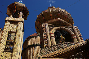 GLI ARCHI DI PASQUA a San Biagio Platani in Sicilia. Fotografie di Giulio Azzarello &copy;2014.