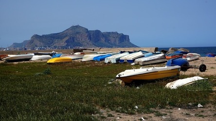 BARCHE. Fotografie di Giulio Azzarello ©2022.