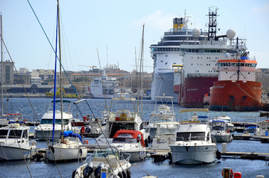 MESSINA città. Fotografie di Giulio Azzarello ©2016.