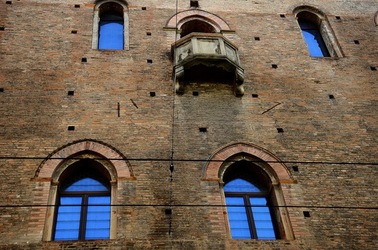 BOLOGNA centro storico. Fotografie di Giulio Azzarello &copy;2018.