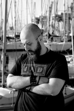 ALESSIO BOSCO artista musicista compositore. Fotografie di Giulio Azzarello &copy;2018.