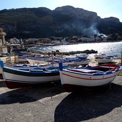 BARCHE. Fotografie di Giulio Azzarello ©2022.