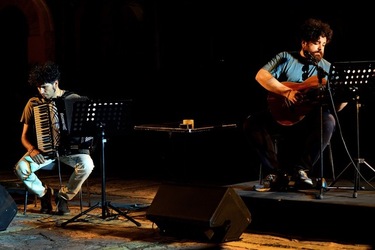 GIUSEPPE di BELLA artista musicista. Fotografie di Giulio Azzarello &copy;2020.