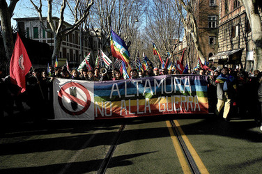 MANIFESTAZIONE per la PACE. Fotografie di Giulio Azzarello ©2014. MANIFESTAZIONE per la PACE. Fotografie di Giulio Azzarello ©2014.