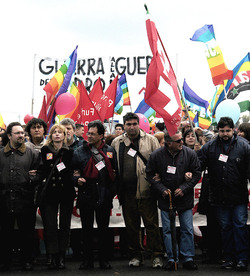 MANIFESTAZIONE per la PACE. Fotografie di Giulio Azzarello ©2014. MANIFESTAZIONE per la PACE. Fotografie di Giulio Azzarello ©2014.