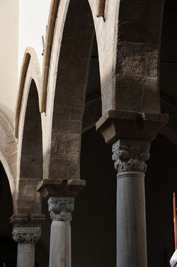 LOGGIATO arabo normanno allo Steri di Palermo. Fotografie di Giulio Azzarello &copy;2014.