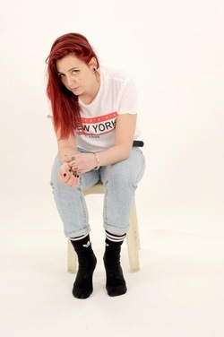 LUCREZIA artista modella attrice. Fotografie di Giulio Azzarello &copy;2018.