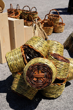 CESTO tipico tradizionale siciliano impagliato. Fotografie di Giulio Azzarello &copy;2014.