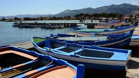 MONDELLO in Sicilia a Palermo. Fotografie di Giulio Azzarello ©2014.