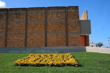 LA CHIESA MADRE a Gibellina nel Belice in Sicilia. Fotografie di Giulio Azzarello &copy;2014.