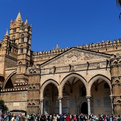 PALERMO. Fotografie di Giulio Azzarello &copy;2023.