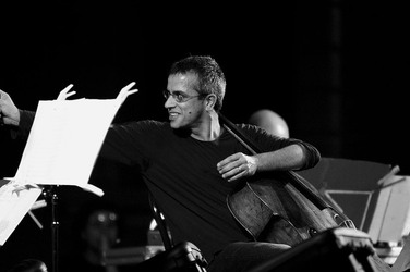 GIOVANNI SOLLIMA in concerto. Fotografie di Giulio Azzarello &copy;2014.
