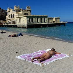 MONDELLO. Fotografie di Giulio Azzarello ©2024.