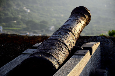 ISOLA DI USTICA il paese. Fotografie di Giulio Azzarello ©2016. ISOLA DI USTICA il paese. Fotografie di Giulio Azzarello ©2016.