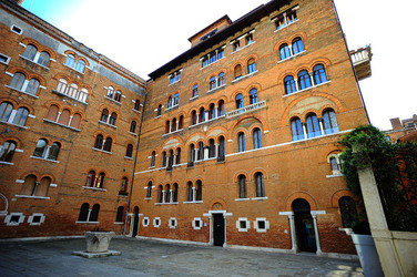 I SESTRIERI di VENEZIA fotografie di Giulio Azzarello &copy;2016.