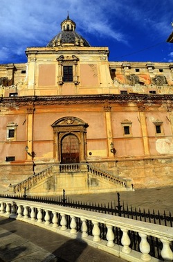 CENTRO STORICO di PALERMO fotografie di Giulio Azzarello &copy;2018.