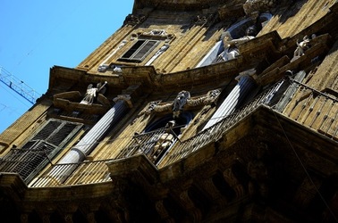 CENTRO STORICO di PALERMO fotografie di Giulio Azzarello &copy;2019.