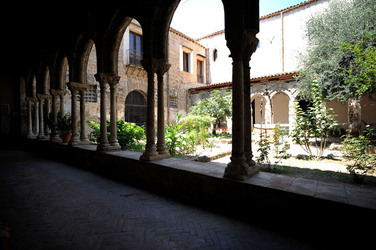 CHIESA E CHIOSTRO DELLA MAGIONE a Palermo panoramiche e particolari. Fotografie di Giulio Azzarello ©2014. CHIESA E CHIOSTRO DELLA MAGIONE a Palermo panoramiche e particolari. Fotografie di Giulio Azzarello ©2014.